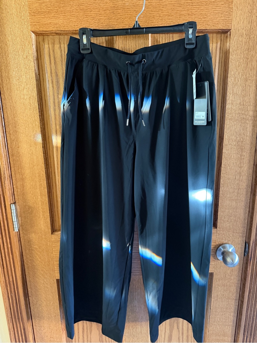 90 Degree NWT By Reflex Black Athletic ankle Gauchos Pant Med Drawstring Waist